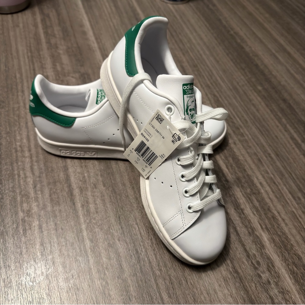 Adidas Classic White and Green Shoes